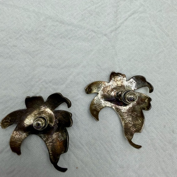 Vintage Cloisonné Blue Lily pierced earrings - Picture 3 of 3